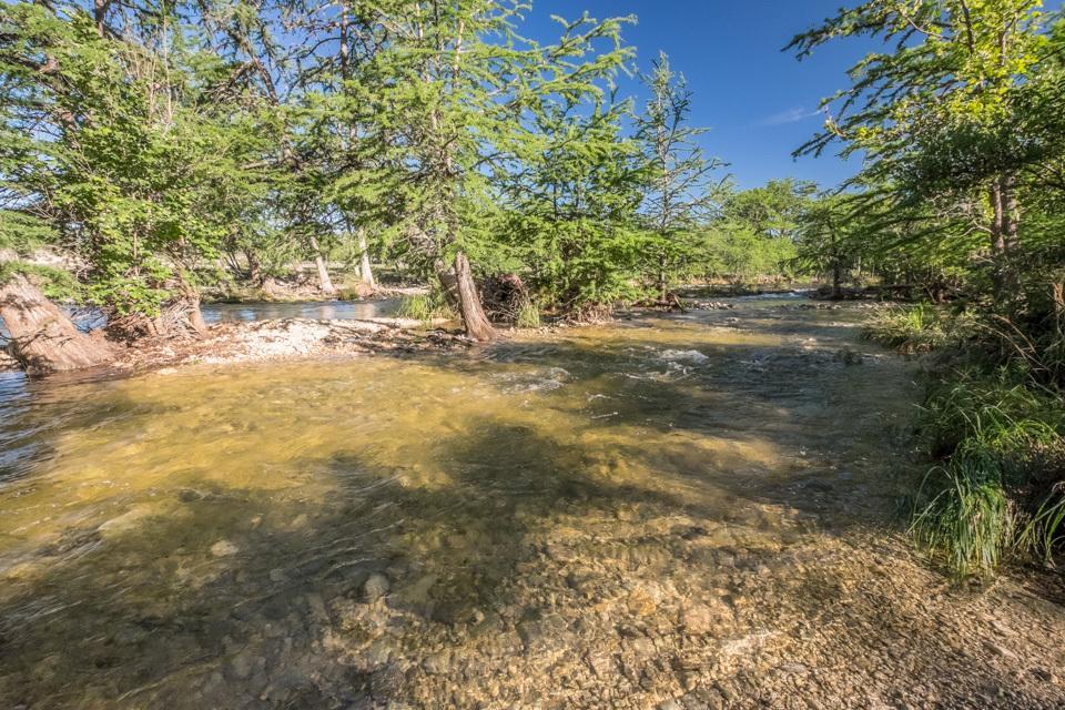 River Bluff Cabins Rio Frio ภายนอก รูปภาพ