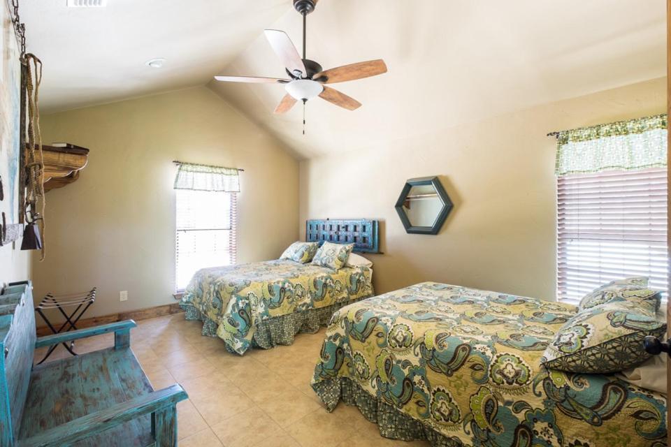 River Bluff Cabins Rio Frio ห้อง รูปภาพ