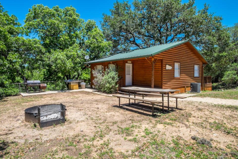River Bluff Cabins Rio Frio ภายนอก รูปภาพ
